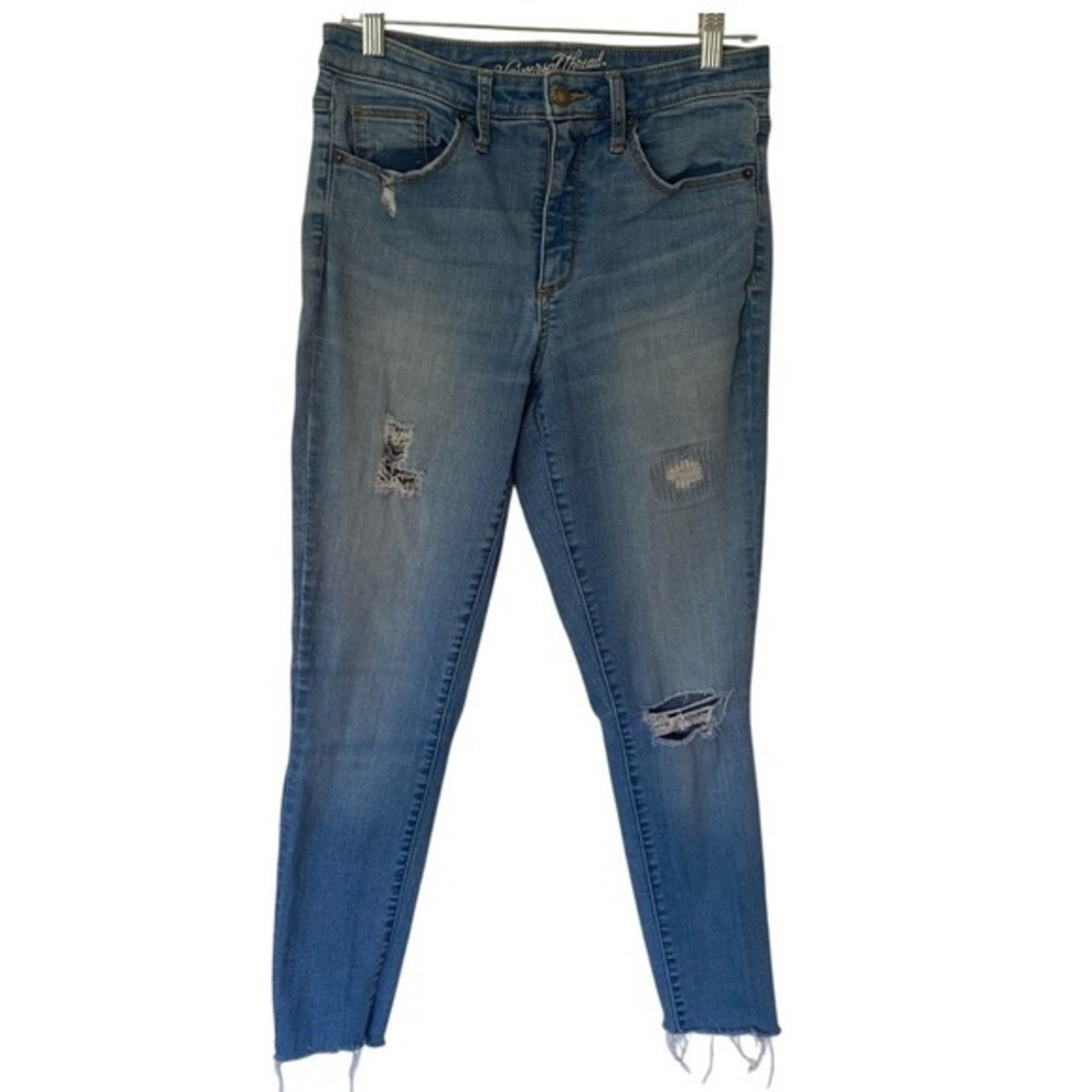 Universal Thread Womens Jeans Size Ripped Distressed Raw‎ Hem Skinny SZ 8/29